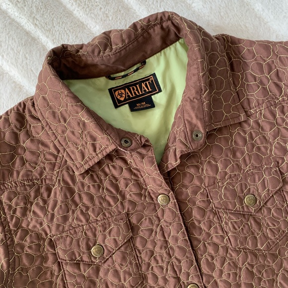 Ariat Quilted Thick Button Up Top - Picture 3 of 8